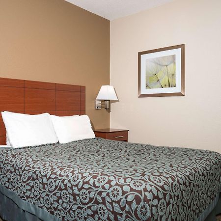 Days Inn By Wyndham Mankato Kültér fotó