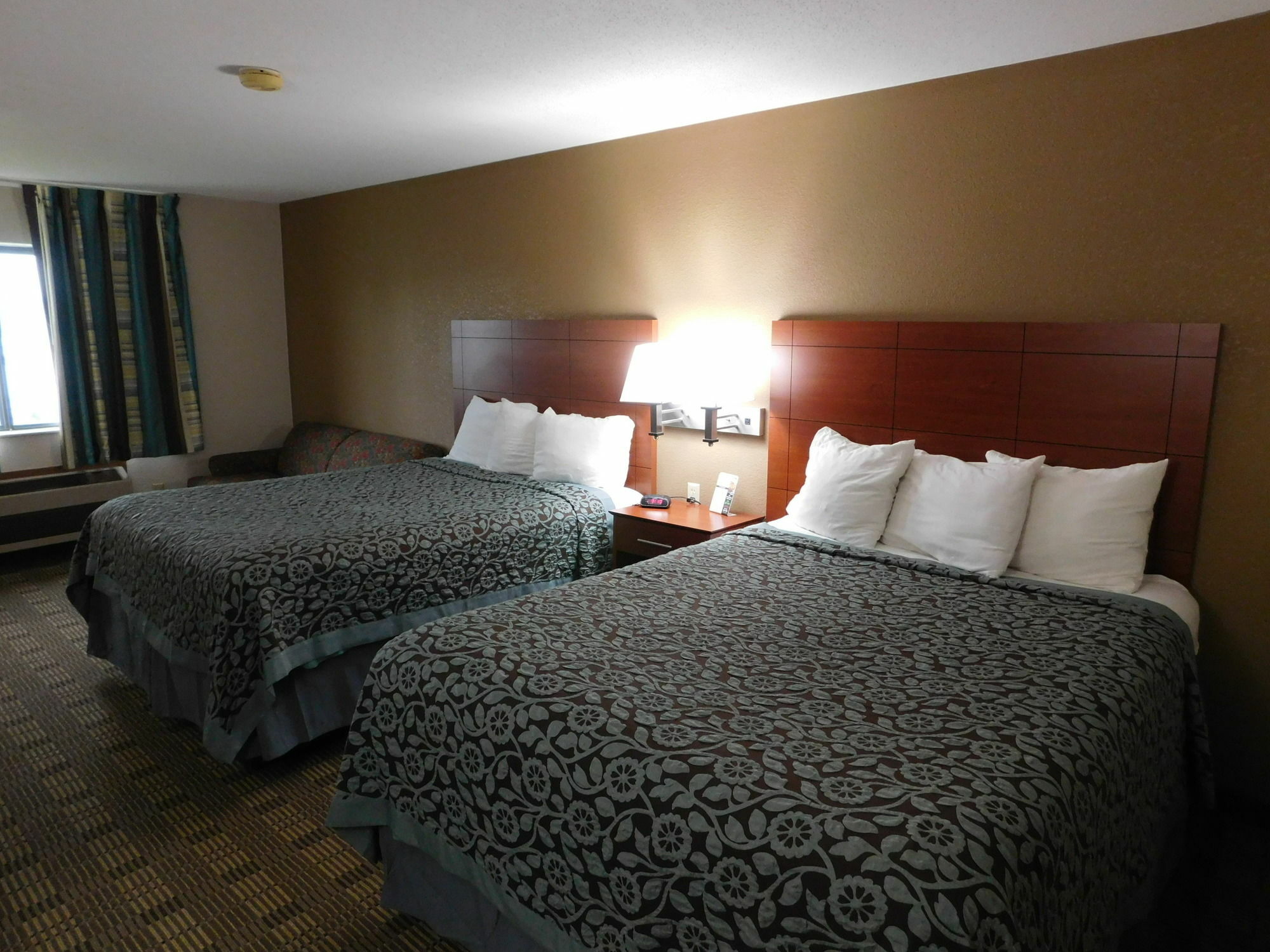 Days Inn By Wyndham Mankato Kültér fotó